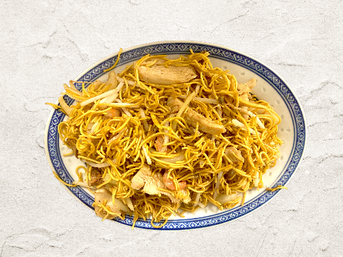 Fried Soft Noodles With Shredded Chicken